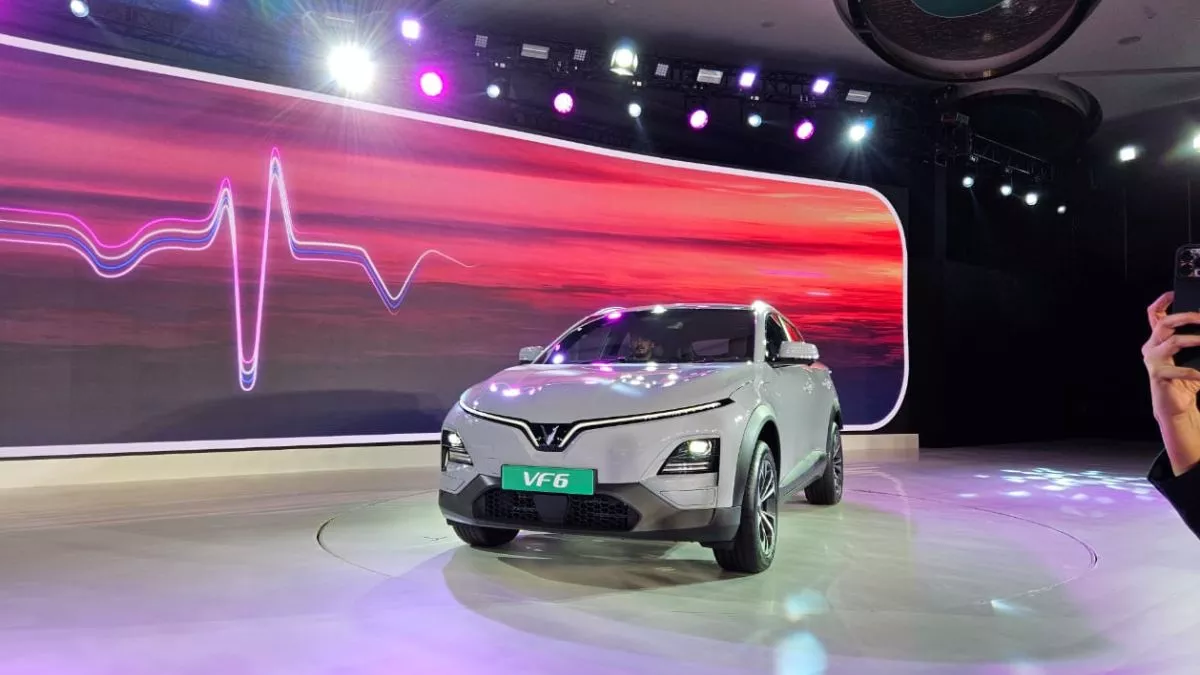 VinFast VF6 भारत में लॉन्च; ADAS, 410 km की रेंज और 7 एयरबैग जैसे फीचर्स से  लैस - VinFast VF6 Launched in india see Price Features and Specifications